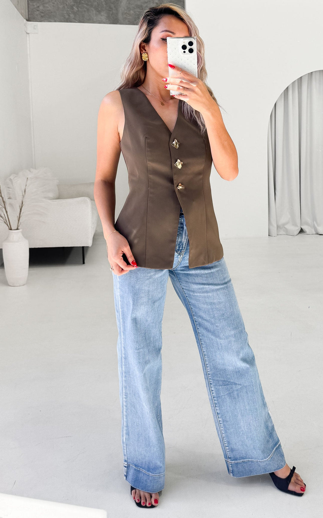 Carson Vest Top - Coffee Brown